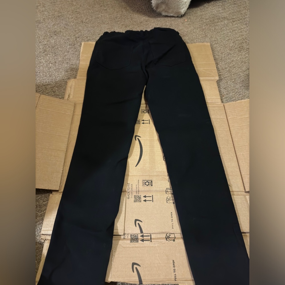 black skinny jeans
